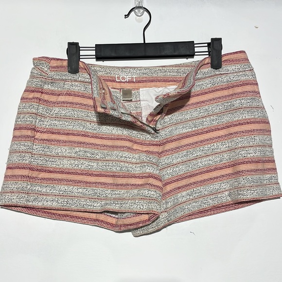 LOFT Pink Purple Grey Black 4' Mid Rise Striped Embroidered Shorts Size 4 - Picture 5 of 7